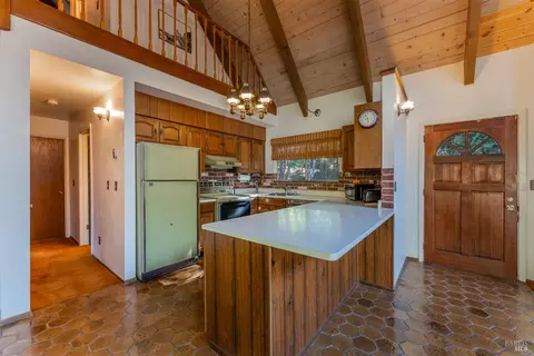Kitchen - 23350 Iris Ln, Willits, CA 95490 photo 1 of 1
