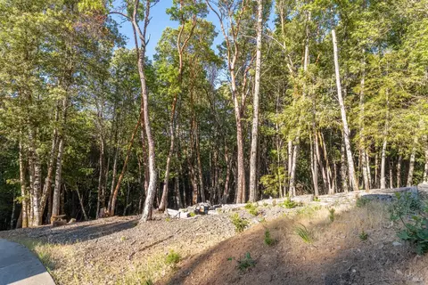 Exterior - 23350 Iris Ln, Willits, CA 95490 photo 8 of 9