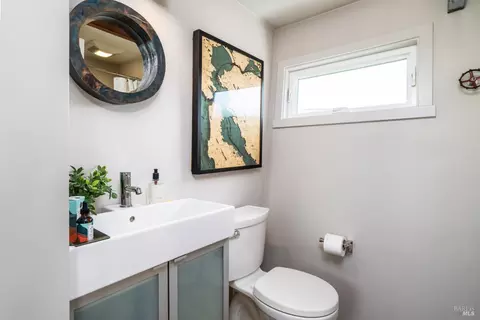 37 S 40 Dock, Sausalito, CA 94965 photo 8