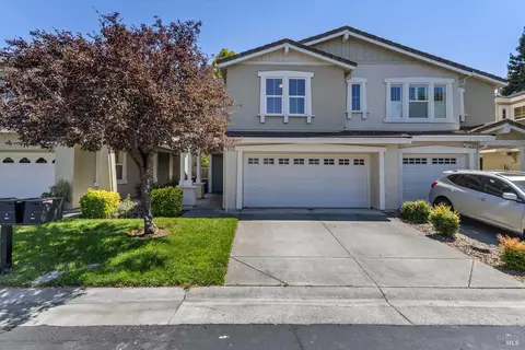 653 Julmar Cir, Fairfield, CA 94534 photo 2