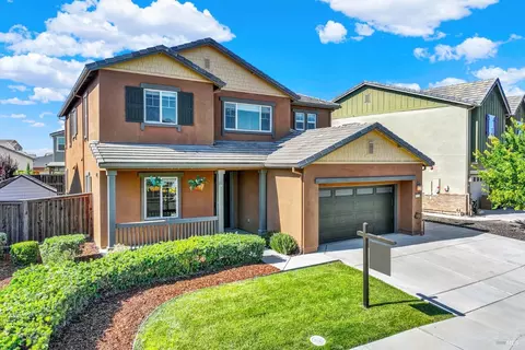 1175 Columbia Dr, Dixon, CA 95620