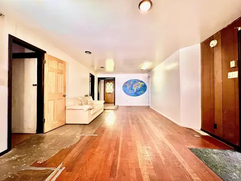 Living - 308 Coast St, Willits, CA 95490 photo 2 of 3