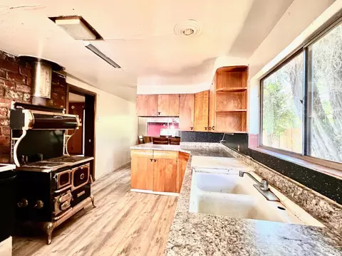 Kitchen - 308 Coast St, Willits, CA 95490 photo 2 of 4