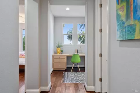 Entry Way - 1007 Azuar Dr, Vallejo, CA 94592 photo 3 of 3