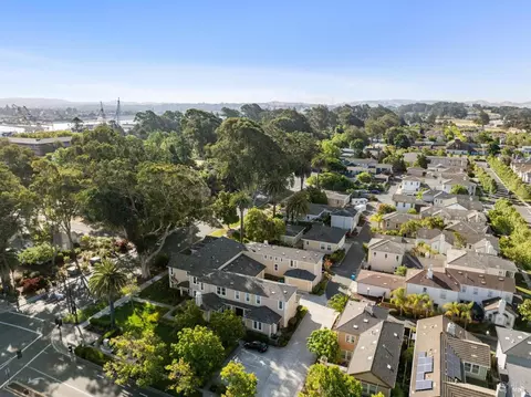 View/Area - 1007 Azuar Dr, Vallejo, CA 94592 photo 1 of 8