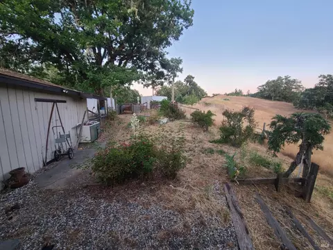 Exterior - 18650 Walker Rd, Willits, CA 95490 photo 10 of 36