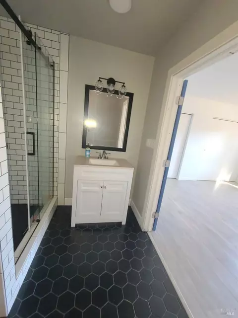 Bath - 18650 Walker Rd, Willits, CA 95490 photo 1 of 6