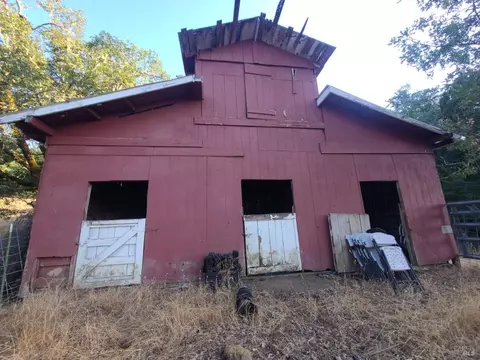 Exterior - 18650 Walker Rd, Willits, CA 95490 photo 27 of 36