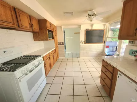 Kitchen - 18650 Walker Rd, Willits, CA 95490 photo 2 of 6
