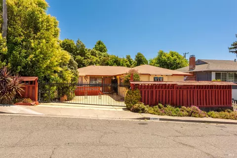 356 Los Cerritos Dr, Vallejo, CA 94589