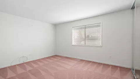 Bedroom - 736 Ruby Dr, Vacaville, CA 95687 photo 5 of 10