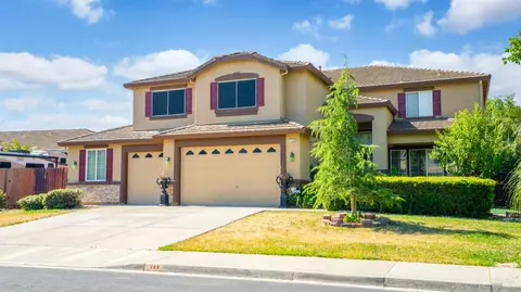 Exterior - 736 Ruby Dr, Vacaville, CA 95687 photo 2 of 17