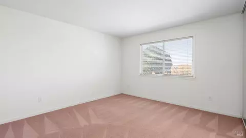 Bedroom - 736 Ruby Dr, Vacaville, CA 95687 photo 7 of 10