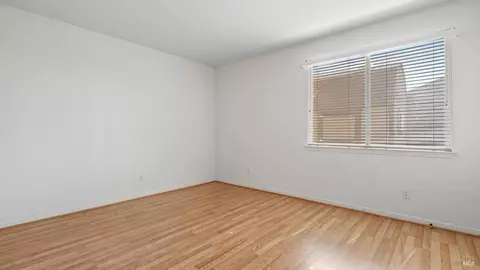 Bedroom - 736 Ruby Dr, Vacaville, CA 95687 photo 1 of 10