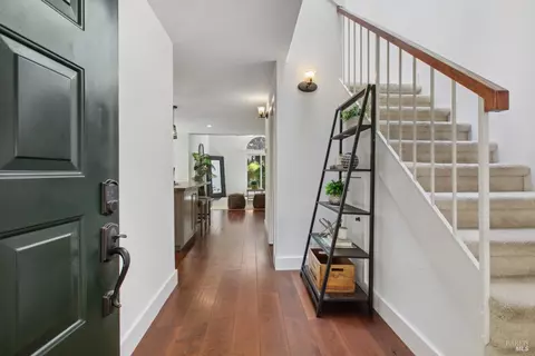 Entry Way - 846 2nd St W, Sonoma, CA 95476 photo 2 of 3