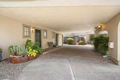 Exterior - 846 2nd St W, Sonoma, CA 95476 photo 7 of 8