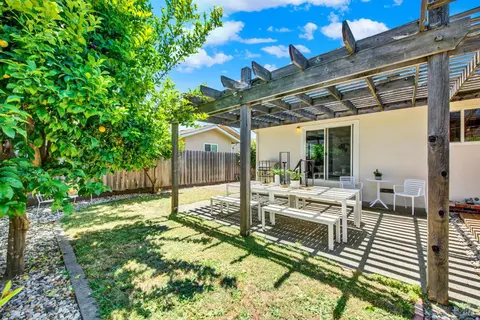 3232 Macleod St, Napa, CA 94558 photo 38