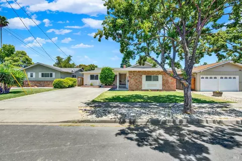 3232 Macleod St, Napa, CA 94558 photo 5