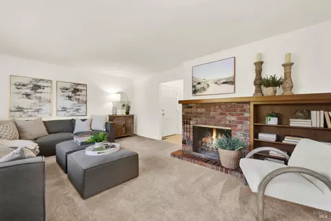 3232 Macleod St, Napa, CA 94558 photo 3