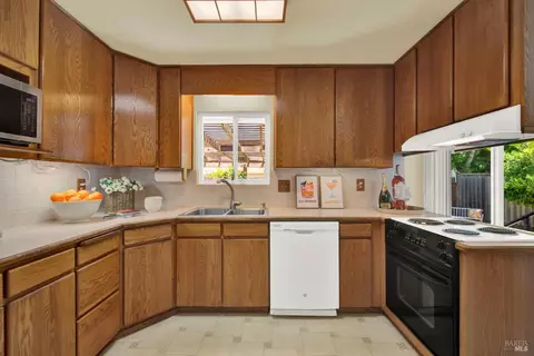3232 Macleod St, Napa, CA 94558 photo 18