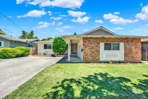 3232 Macleod St, Napa, CA 94558 photo 4