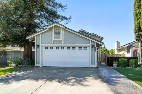 849 Cameron Ct, Vacaville, CA 95687 photo 2