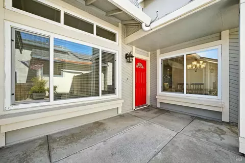 849 Cameron Ct, Vacaville, CA 95687 photo 4