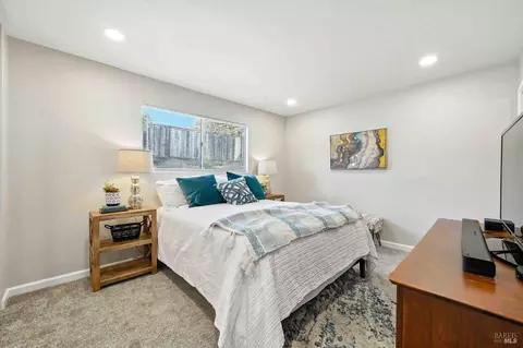 Bedroom - 2524 Ramsay Way, Fairfield, CA 94534 photo 6 of 7