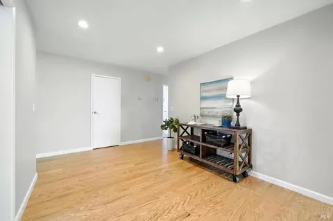 Entry Way - 2524 Ramsay Way, Fairfield, CA 94534 photo 1 of 1