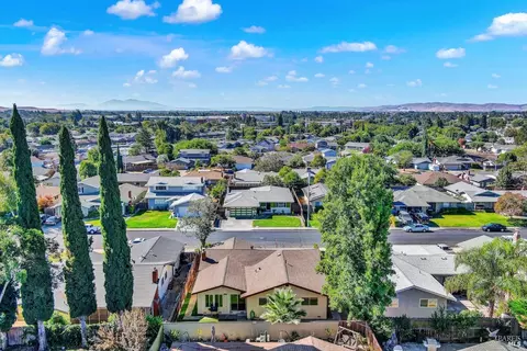 View/Area - 2524 Ramsay Way, Fairfield, CA 94534 photo 2 of 7