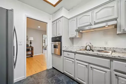 Kitchen - 2524 Ramsay Way, Fairfield, CA 94534 photo 2 of 2