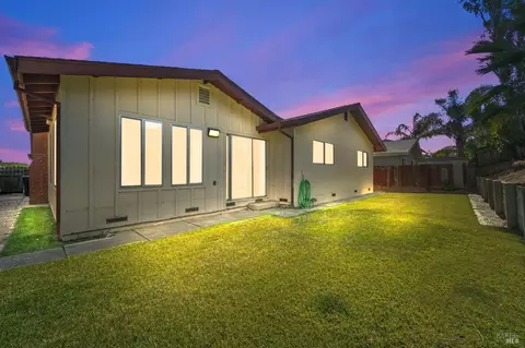 Exterior - 2524 Ramsay Way, Fairfield, CA 94534 photo 8 of 8