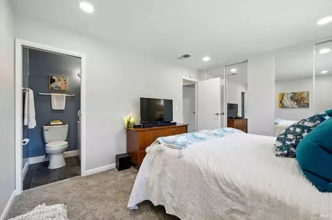 Bedroom - 2524 Ramsay Way, Fairfield, CA 94534 photo 7 of 7