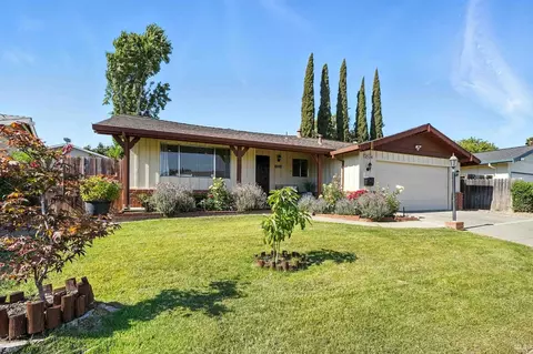 Exterior - 2524 Ramsay Way, Fairfield, CA 94534 photo 2 of 8