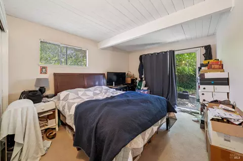 Bedroom - 15 Montecito Ave, Corte Madera, CA 94925 photo 5 of 8