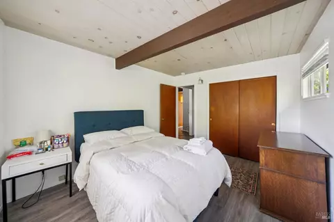 Bedroom - 15 Montecito Ave, Corte Madera, CA 94925 photo 2 of 8