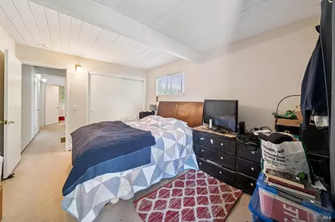 Bedroom - 15 Montecito Ave, Corte Madera, CA 94925 photo 6 of 8