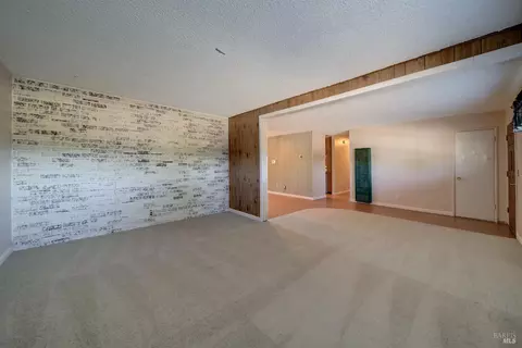 490 Pear Tree Ln, Fairfield, CA 94533 photo 6