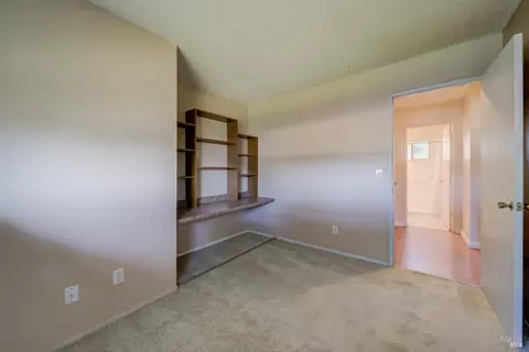 490 Pear Tree Ln, Fairfield, CA 94533 photo 18