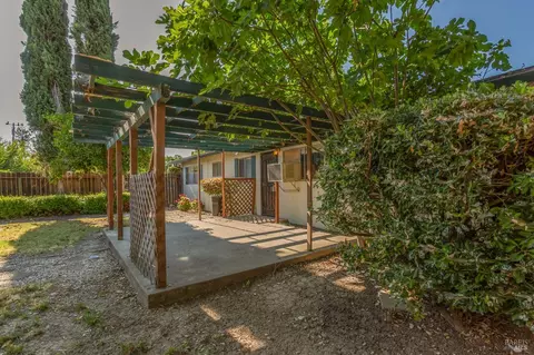 490 Pear Tree Ln, Fairfield, CA 94533 photo 32