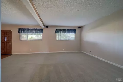 490 Pear Tree Ln, Fairfield, CA 94533 photo 9