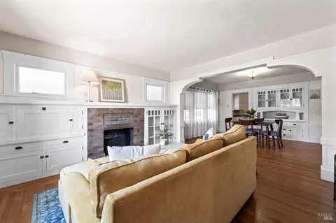 1615 Napa St, Vallejo, CA 94590 photo 2