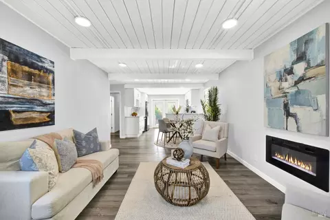 2876 Hilltop Rd, Concord, CA 94520