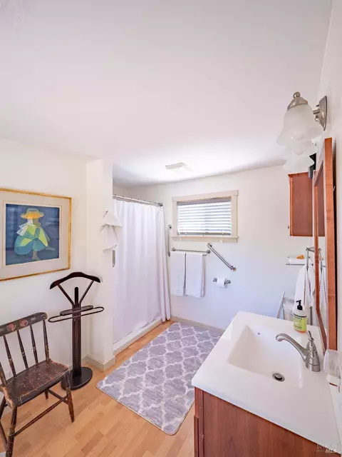 Bath - 2151 Highway 128, Philo, CA 95466 photo 4 of 5