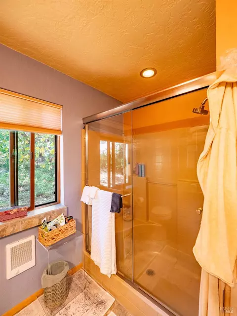 Bath - 2151 Highway 128, Philo, CA 95466 photo 5 of 5