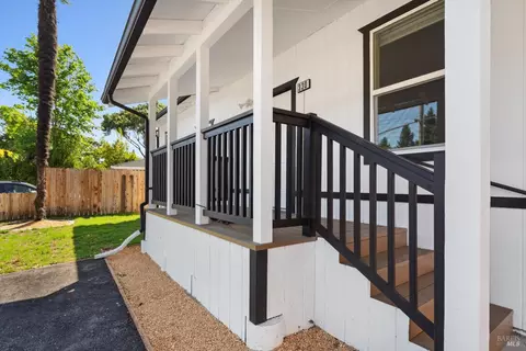 Exterior - 330 W Sierra Ave, Cotati, CA 94931 photo 2 of 4