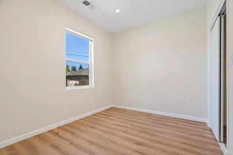 Bedroom - 330 W Sierra Ave, Cotati, CA 94931 photo 2 of 2