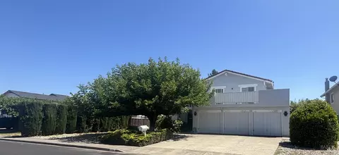 179 Fescue Way, Rohnert Park, CA 94928