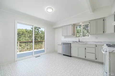Kitchen - 23 Hillside Dr, Fairfax, CA 94930 photo 1 of 2
