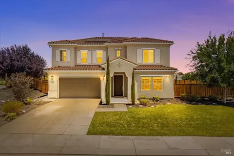 201 Wild Sage Dr, Vacaville, CA 95688